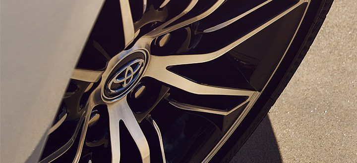 Toyota Avalon Tire